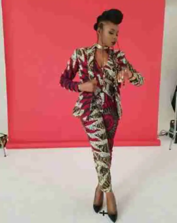 Yemi Alade Agrees To Assist A Sick Woman After Her Husband Dumped Her (Photos)